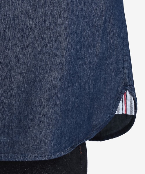 TOMMY HILFIGER(トミーヒルフィガー)の「ボタンダウンデニムシャツ(シャツ/ブラウス・メンズ・ブルー・SMALL/MEDIUM/LARGE/X-LARGE)」の11枚目の写真