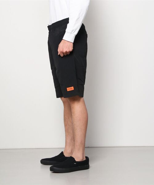 UNIVERSAL OVERALL(ユニバーサルオーバーオール)の「UNIVERSAL OVERALL/ユニバーサルオーバーオール PACKABLE SHORTS パッカブルショーツ ハーフパンツ 半ズボン(その他パンツ・メンズ・ブラック/ベージュ/オリーブ/サックスブルー・M/L/XL/S)」の21枚目の写真