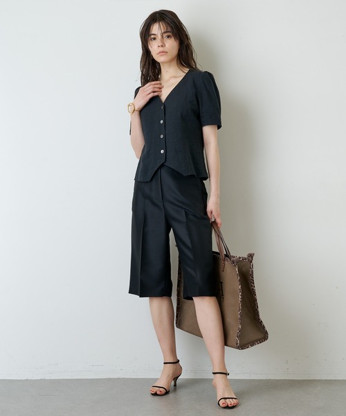 Whim Gazette（ウィムガゼット）の「シルクウールツイルハーフパンツ