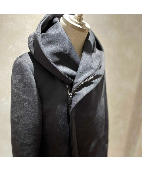 junhashimoto(ジュンハシモト)の「LIMITED30 B2CAMO WRAP COAT(ステンカラーコート・メンズ・ベージュ/ブラック・3/5)」の10枚目の写真