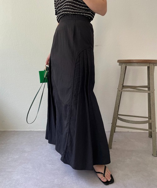 CAPRICIEUX LE'MAGE（カプリシューレマージュ）の「サイドタックプリーツスカート（スカート・レディース・ホワイト系その他/ブラック・FREE）」の13枚目の写真