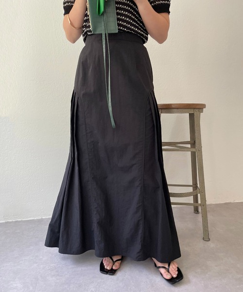 CAPRICIEUX LE'MAGE（カプリシューレマージュ）の「サイドタックプリーツスカート（スカート・レディース・ホワイト系その他/ブラック・FREE）」の17枚目の写真