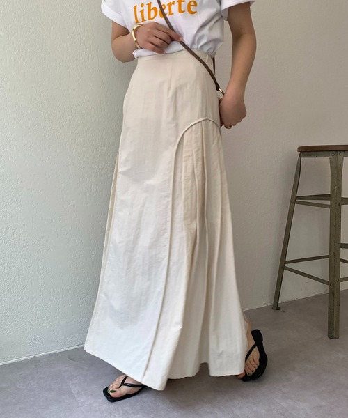 CAPRICIEUX LE'MAGE（カプリシューレマージュ）の「サイドタックプリーツスカート（スカート・レディース・ホワイト系その他/ブラック・FREE）」の18枚目の写真