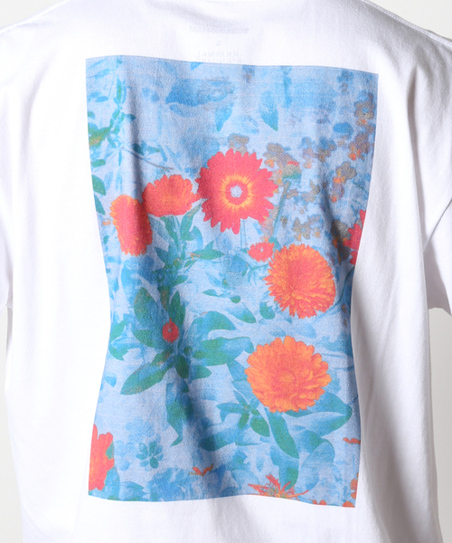 JOURNAL STANDARD(ジャーナルスタンダード)の「【COLIN SUSSINGHAM/コリン・サッシンガム】Flower Tシャツ(Tシャツ/カットソー・メンズ・ホワイト・MEDIUM/LARGE/X-LARGE)」の5枚目の写真