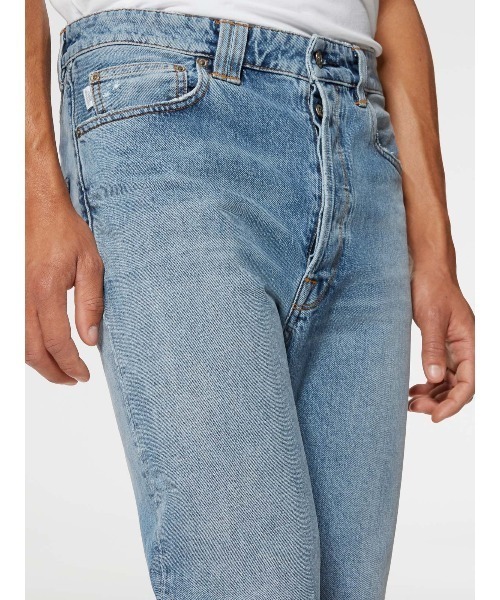 GOLDEN GOOSE（ゴールデングース）の「GOLDEN GOOSE Denim happy light blue washed（デニムパンツ・メンズ・ライトインディゴブルー・32inch/33inch/35inch/30 inch）」の4枚目の写真