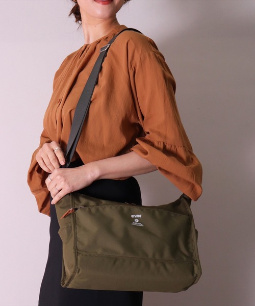 anello（アネロ）の「(LF)【anello】10ポケット ショルダーバッグ（ショルダーバッグ・レディース・ブラック/ネイビー/オリーブ/ブラック系その他/グレイッシュベージュ・ONE SIZE）」の11枚目の写真