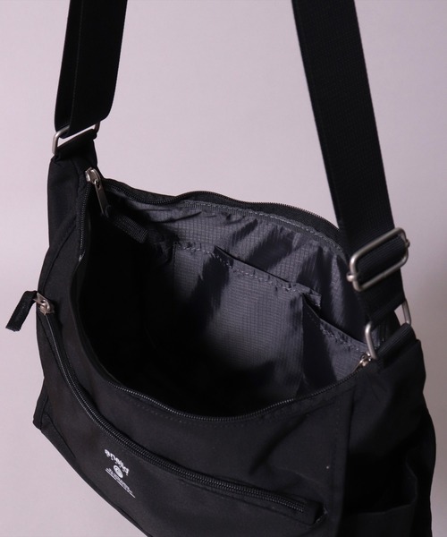 anello（アネロ）の「(LF)【anello】10ポケット ショルダーバッグ（ショルダーバッグ・レディース・ブラック/ネイビー/オリーブ/ブラック系その他/グレイッシュベージュ・ONE SIZE）」の21枚目の写真