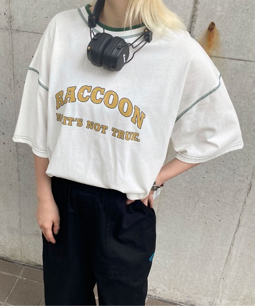 PairPair(ペアペア)の「アーチカレッジロゴT(ユニセックス)(Tシャツ/カットソー・メンズ・チャコールグレー/オフホワイト/グリーン・MEDIUM/LARGE)」の2枚目の写真