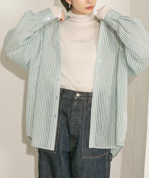 KBF（ケイビーエフ）の「ストライプシアーBIGシャツ（シャツ/ブラウス・レディース・ネイビー/ブラウン系その他/グリーン系その他/ブルー系その他・ONE）」の11枚目の写真