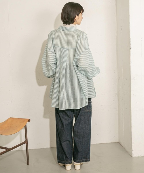 KBF（ケイビーエフ）の「ストライプシアーBIGシャツ（シャツ/ブラウス・レディース・ネイビー/ブラウン系その他/グリーン系その他/ブルー系その他・ONE）」の16枚目の写真