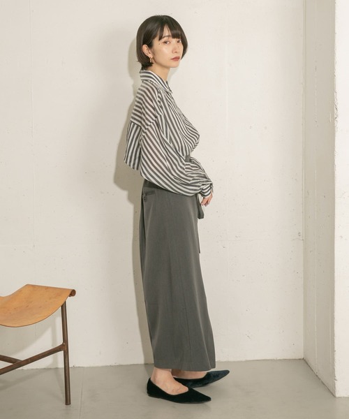 KBF（ケイビーエフ）の「ストライプシアーBIGシャツ（シャツ/ブラウス・レディース・ネイビー/ブラウン系その他/グリーン系その他/ブルー系その他・ONE）」の21枚目の写真