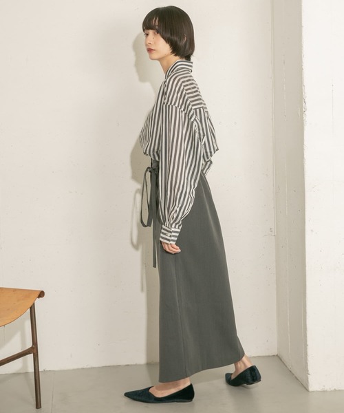 KBF（ケイビーエフ）の「ストライプシアーBIGシャツ（シャツ/ブラウス・レディース・ネイビー/ブラウン系その他/グリーン系その他/ブルー系その他・ONE）」の22枚目の写真