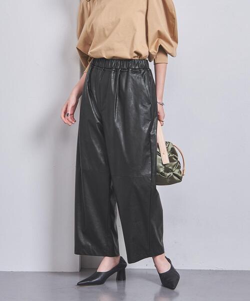 SACRA（サクラ）の「＜SACRA＞フェイクレザー パンツ（その他
