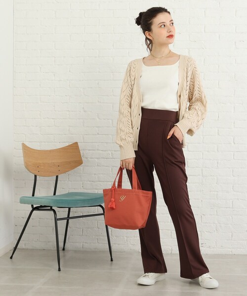 SHOO・LA・RUE（シューラルー）の「◆巾着付きイニシャルトート（トートバッグ・レディース・イエロー/オレンジ/ブルー/グリーン/ブラウン系/パープル系/ピンク系・00）」の11枚目の写真