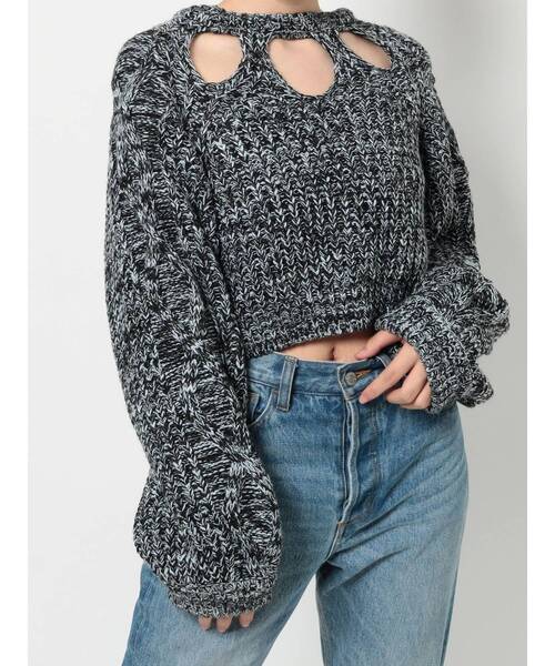 jouetie（ジュエティ）の「カットアウトケーブルショートニット