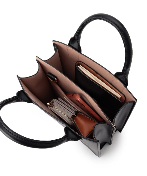 SHOO・LA・RUE(シューラルー)の「◆【2WAY】スクエアショルダーバッグ(ショルダーバッグ・レディース・ブラック/グレー/サンドベージュ・00)」の12枚目の写真