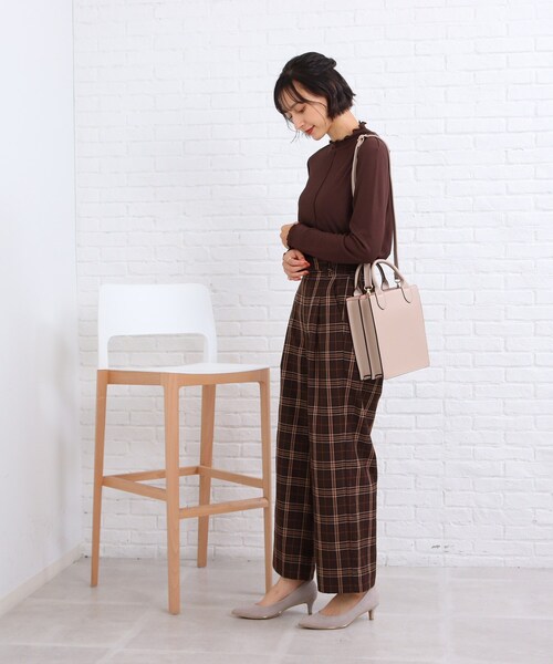 SHOO・LA・RUE(シューラルー)の「◆【2WAY】スクエアショルダーバッグ(ショルダーバッグ・レディース・ブラック/グレー/サンドベージュ・00)」の14枚目の写真