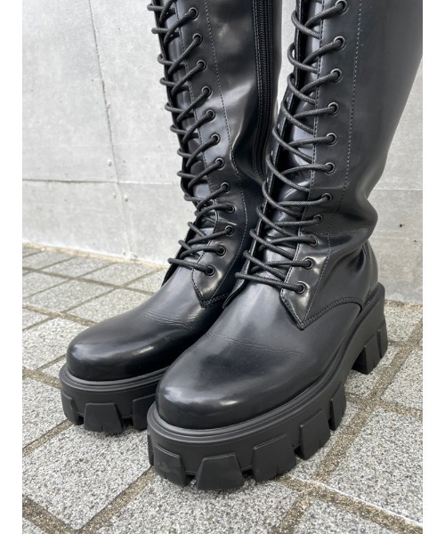 ENVYM（アンビー）の「ＬＡＣＥ ＵＰ ロングブーツ（ブーツ・レディース・ブラック・23.5㎝/22.5㎝/24.5㎝）」の5枚目の写真