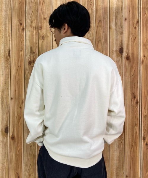 RVCA(ルーカ)の「RVCA/ルーカ ハーフジップスウェット オーバーサイズ/ワンポイント 刺繍ロゴ スタンドネック/起毛スウェット 無地 BC042-151(スウェット・メンズ・ブラック/ネイビー/ホワイト・M/L/XL)」の6枚目の写真