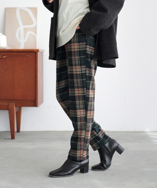 osharewalker（オシャレウォーカー）の「『裏ベロアチェック柄レギパン』（その他パンツ・レディース・グリーン/レッド/グレイッシュブルー/ボルドー・1/2）」の13枚目の写真