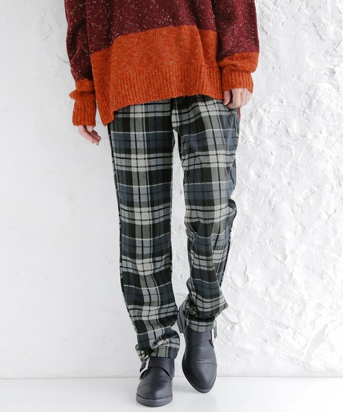 osharewalker（オシャレウォーカー）の「『裏ベロアチェック柄レギパン』（その他パンツ・レディース・グリーン/レッド/グレイッシュブルー/ボルドー・1/2）」の10枚目の写真