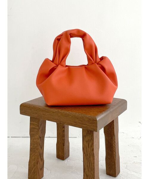 Ungrid（アングリッド）の「ギャザーハンドバッグ（ハンドバッグ・レディース・ブラック/オフホワイト/オレンジ・FREE）」の14枚目の写真