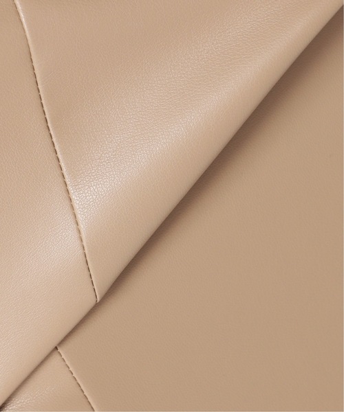 Noble（ノーブル）の「《追加》フェイクレザーマーメイドスカート 3（スカート・レディース・モカ/ホワイト系その他/ブラック・34/36/38）」の6枚目の写真