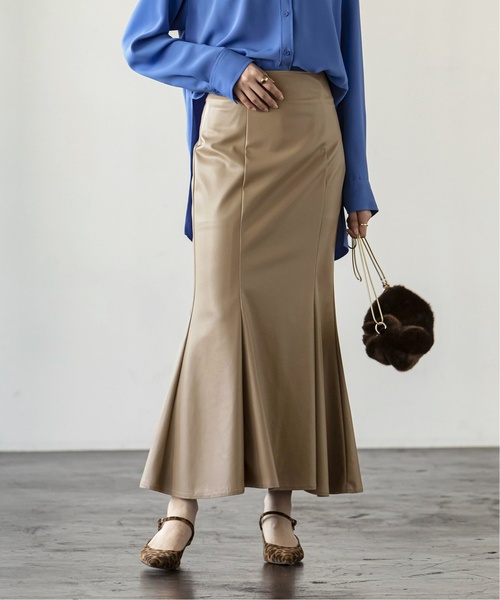 Noble（ノーブル）の「《追加》フェイクレザーマーメイドスカート 3（スカート・レディース・モカ/ホワイト系その他/ブラック・34/36/38）」の19枚目の写真