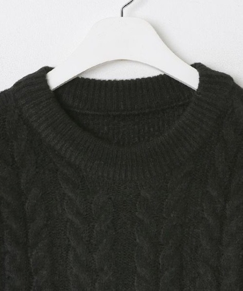 SONA（ソナ）の「SONA バルーンケーブルニットミニワンピース（ワンピース・レディース・アイボリー/ブラック・FREE）」の5枚目の写真