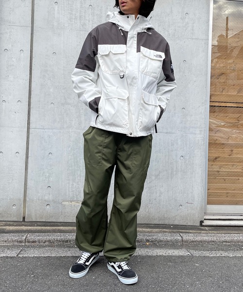 THE NORTH FACE(ザノースフェイス)の「【THE NORTH FACE】RANGER JACKET(マウンテンパーカー・メンズ・アイボリー/ブラック・M/XS/S/L)」の16枚目の写真