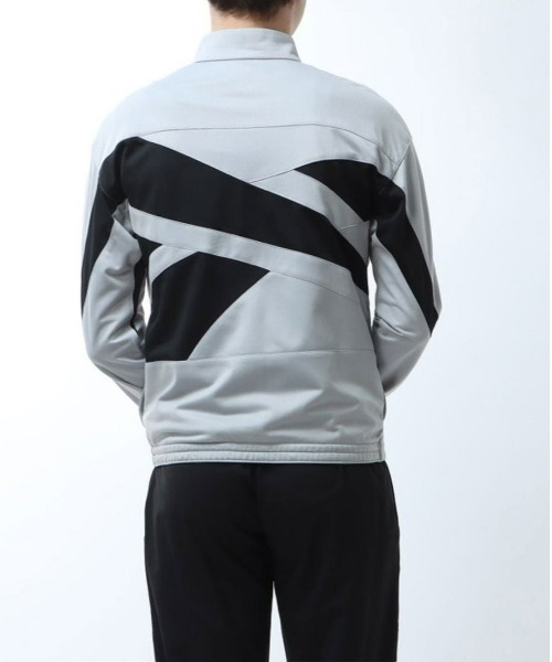 Reebok（リーボック）の「ベクター ニット トラックトップ / RI VECTOR KNIT TRACKTOP（ジャージ・メンズ・ネイビー/グレー/ブラック/アーミー・LARGE/X-LARGE/X-SMALL/SMALL/MEDIUM/XX-LARGE/XXX-LARGE）」の16枚目の写真