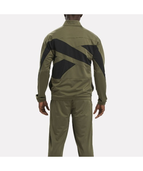 Reebok（リーボック）の「ベクター ニット トラックトップ / RI VECTOR KNIT TRACKTOP（ジャージ・メンズ・ネイビー/グレー/ブラック/アーミー・LARGE/X-LARGE/X-SMALL/SMALL/MEDIUM/XX-LARGE/XXX-LARGE）」の18枚目の写真