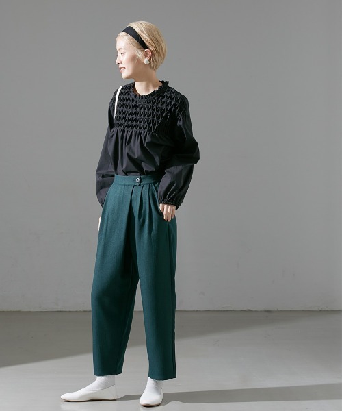 Le temps riche（ルタンリッシュ）の「ヘリンボーン柄ラップ風タックパンツ＜Le temps riche＞（スラックス・レディース・グリーン/チャコールグレー・LL/M/L）」の5枚目の写真