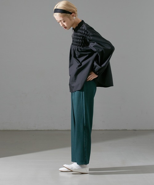 Le temps riche（ルタンリッシュ）の「ヘリンボーン柄ラップ風タックパンツ＜Le temps riche＞（スラックス・レディース・グリーン/チャコールグレー・LL/M/L）」の6枚目の写真