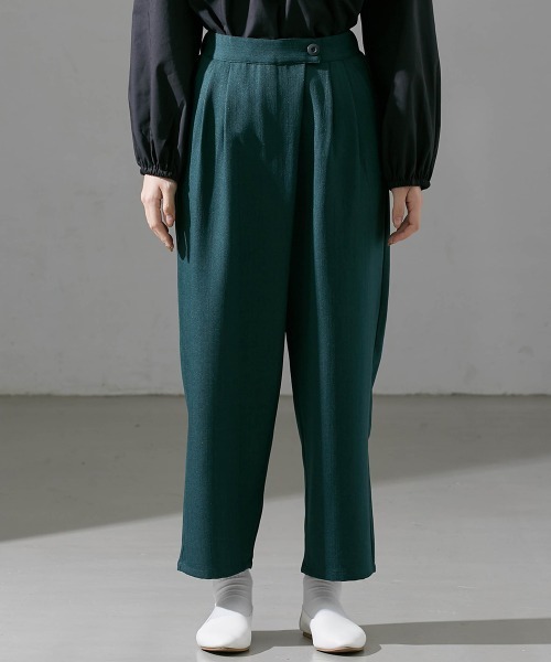 Le temps riche（ルタンリッシュ）の「ヘリンボーン柄ラップ風タックパンツ＜Le temps riche＞（スラックス・レディース・グリーン/チャコールグレー・LL/M/L）」の11枚目の写真