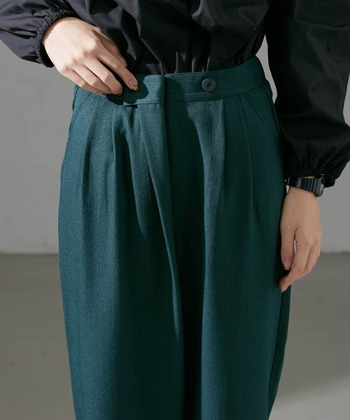 Le temps riche（ルタンリッシュ）の「ヘリンボーン柄ラップ風タックパンツ＜Le temps riche＞（スラックス・レディース・グリーン/チャコールグレー・LL/M/L）」の15枚目の写真