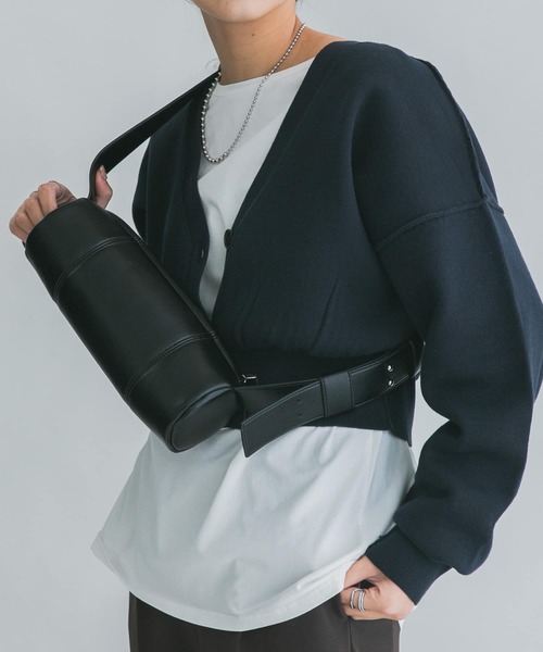 KBF（ケイビーエフ）の「ラウンドボトルBAG（ショルダーバッグ・レディース・ブラック/キャメル/アイボリー・ONE）」の3枚目の写真