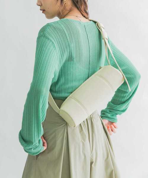 KBF（ケイビーエフ）の「ラウンドボトルBAG（ショルダーバッグ・レディース・ブラック/キャメル/アイボリー・ONE）」の5枚目の写真