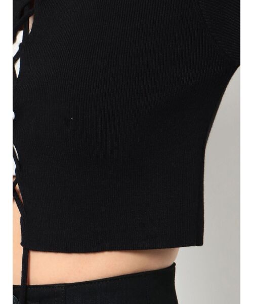 EMODA(エモダ)の「フロントレースフィットトップ(ニット/セーター・レディース・ホワイト/ブラック/ブルー・FREE)」の19枚目の写真