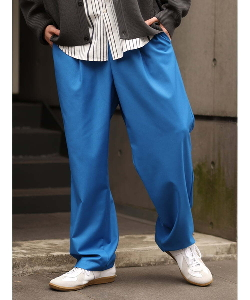 a.v.v（アーヴェヴェ）の「カラーイージーパンツ（その他パンツ・メンズ・アイボリー/グリーン/ブラック/ブルー・46/48）」の4枚目の写真