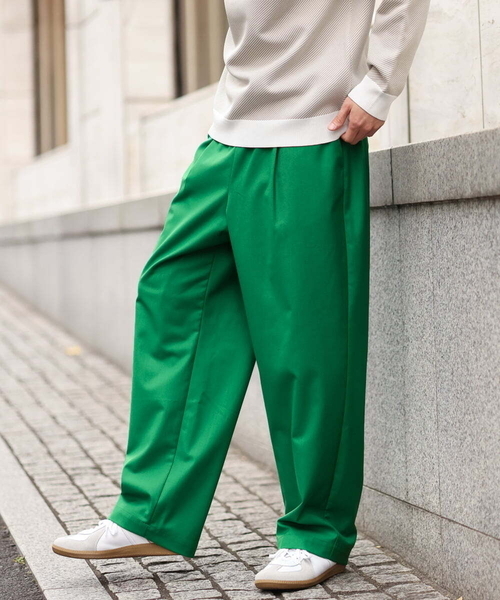 a.v.v（アーヴェヴェ）の「カラーイージーパンツ（その他パンツ・メンズ・アイボリー/グリーン/ブラック/ブルー・46/48）」の10枚目の写真