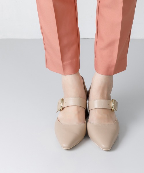 menue（メヌエ）の「ポインテッドトゥセパレートパンプス（パンプス・レディース・グレイッシュベージュ/グリーン/ブラック系/アイボリー・35/36/39/37/38）」の19枚目の写真