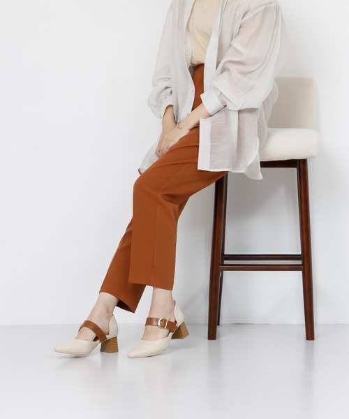 menue（メヌエ）の「ポインテッドトゥセパレートパンプス（パンプス・レディース・グレイッシュベージュ/グリーン/ブラック系/アイボリー・35/36/39/37/38）」の18枚目の写真