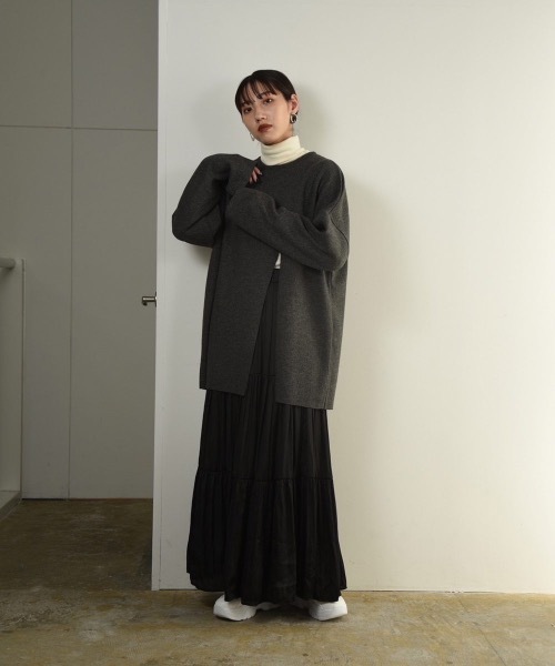 I_am（アイアム）の「gather flare skirt（スカート・レディース・ブラック/アイボリー・FREE）」の2枚目の写真