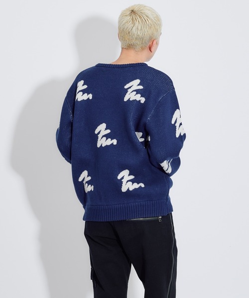 FCMM(エフシーエムエム)の「【日本限定アイテム】LOGO ALL OVER KNIT CREWNECK/ロゴオールオーバーニットクルーネック(ニット/セーター・メンズ・ネイビー/ブラック/グリーン・MEDIUM/LARGE)」の5枚目の写真