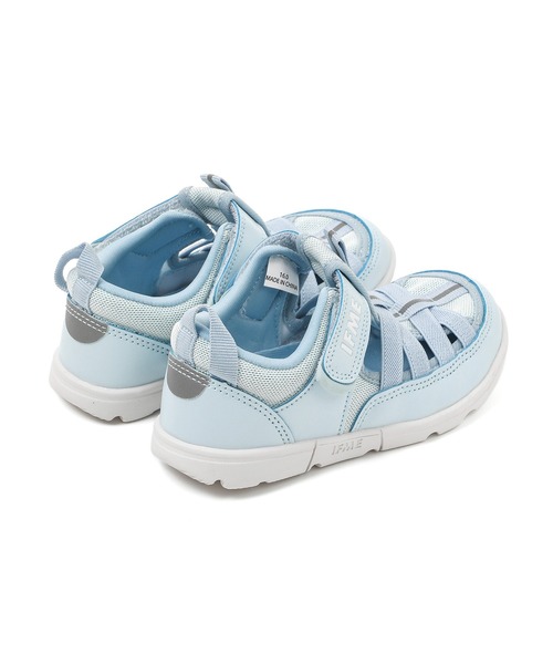 IFME（イフミー）の「KIDS｜IFME センターラインロゴウォーターシューズB（サンダル・キッズ・ブルー/パープル/ピンク・18.5cm/20.0cm/16.0cm/20.5cm/21.0cm/19.5cm/15.0cm/19.0cm/17.0cm/15.5cm/17.5cm/18.0cm/16.5cm）」の4枚目の写真