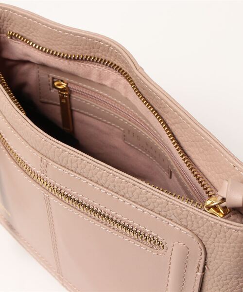 Ted Baker（テッドベーカー）の「NISHU ジップディテール クロスボディバッグ（ショルダーバッグ・レディース・ブラック/ベージュ系その他6・O/S）」の6枚目の写真