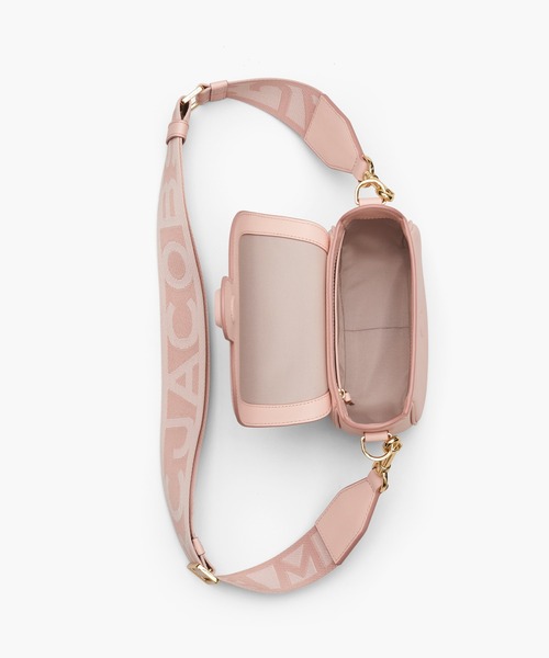 MARC JACOBS(マークジェイコブス)の「THE LEATHER COVERED J MARC SMALL SADDLE BAG/ザ レザー カバード Jマーク スモール サドルバッグ(ショルダーバッグ・レディース・ホワイト系/オレンジ/ブラック/レッド/ピンク/ローズ/ライトカーキ/キャメル/ピンク系/オレンジ系/グレイッシュベージュ・ONE SIZE)」の15枚目の写真