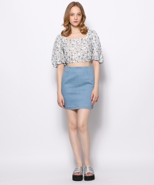 FOREVER 21（フォーエバー トゥエンティーワン）の「【FEMININE】タイトデニムミニスカート（デニムスカート・レディース・ダークブルー/ライトインディゴブルー/ブラック・MEDIUM/SMALL/LARGE）」の10枚目の写真