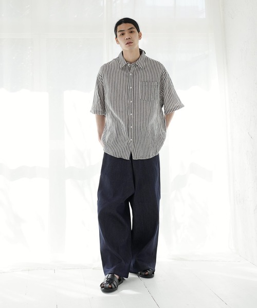 Air Tokyo（エアートウキョー）の「オーバーサイズ ハーフスリーブ ストライプ レギュラーカラー シャツ（シャツ/ブラウス・メンズ・ホワイト×ブルー/ホワイト×ブラック・MEDIUM/LARGE）」の8枚目の写真